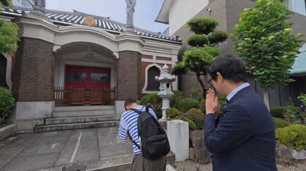 勝専寺（赤門寺）